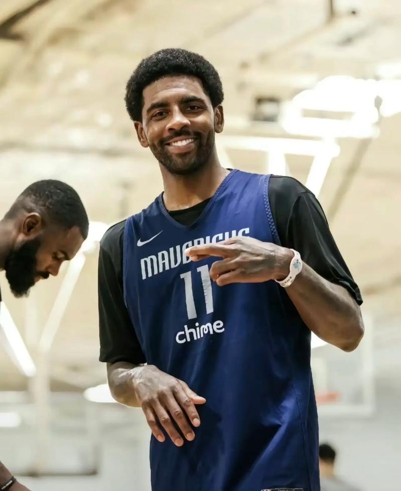 洛杉矶天使队由于伦登（Anthony Rendon）再次赛季报销，三垒防线告急