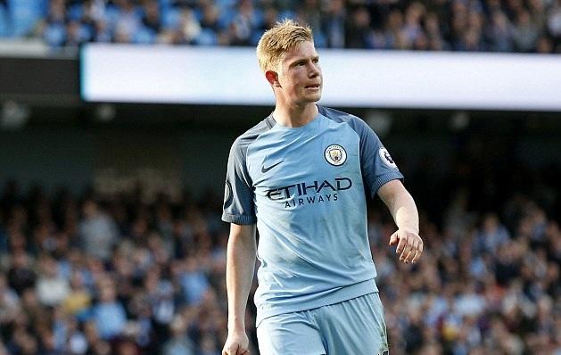 詹姆斯压哨绝杀！湖记晒照模仿A-史密斯：怒锤桌子 摘眼镜