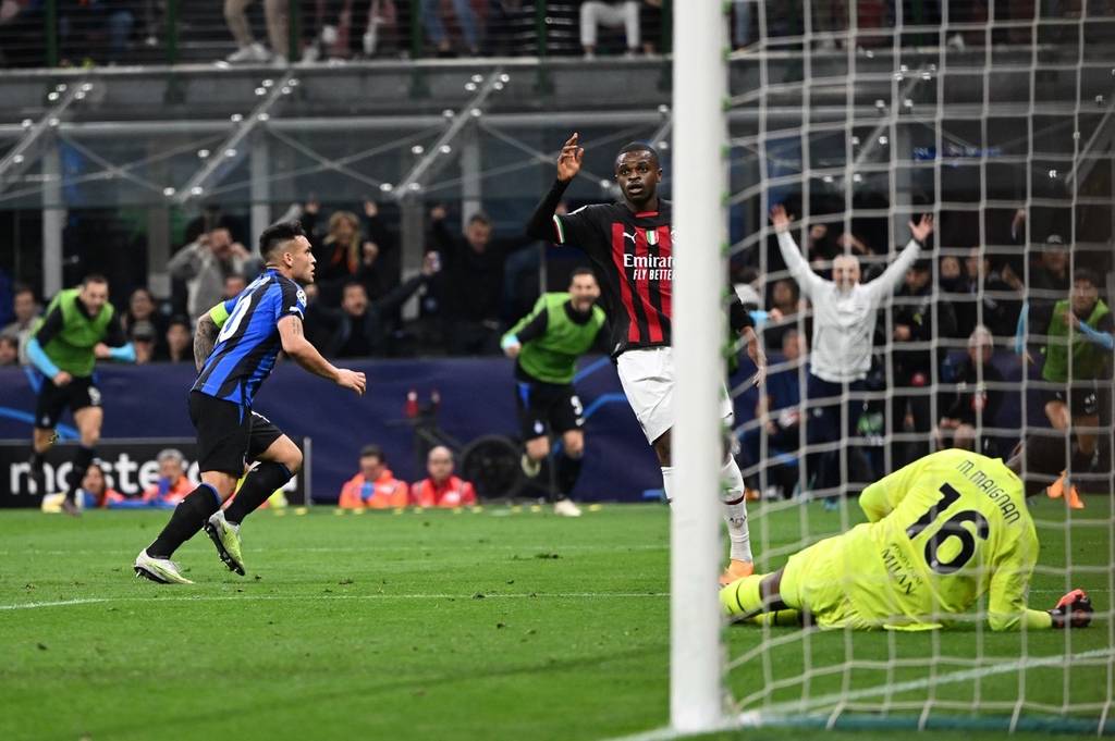 他用扣篮点燃全场