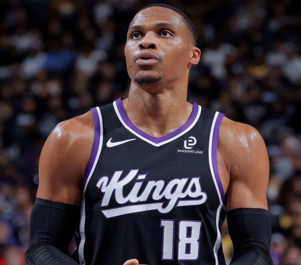 [NBA]东契奇再送妙传 詹姆斯顺势起飞暴扣