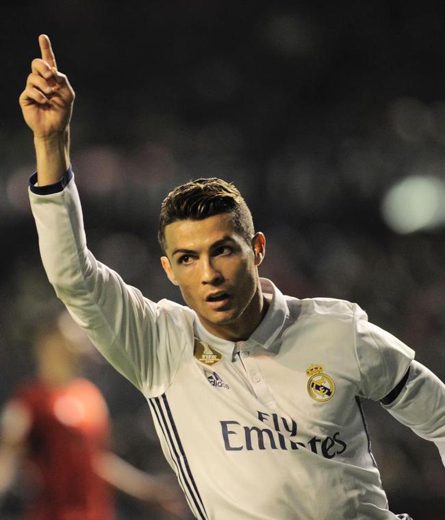 雄鹿队：3年168亿美金，却赛季报销双人组，前景堪忧吗？