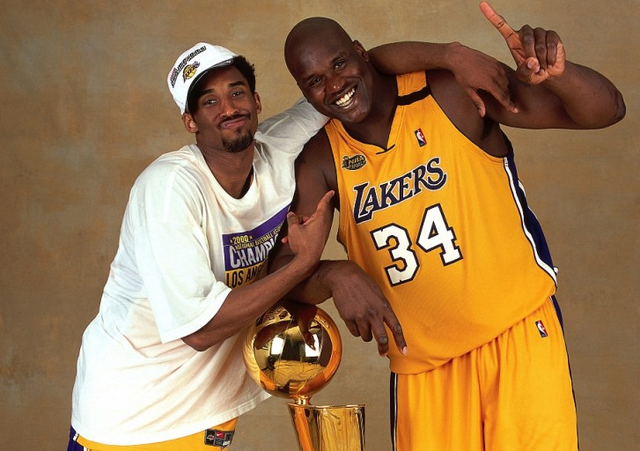 巴萨发布对阵马竞海报：亚马尔对决阿尔瓦雷斯，拉菲尼亚C位